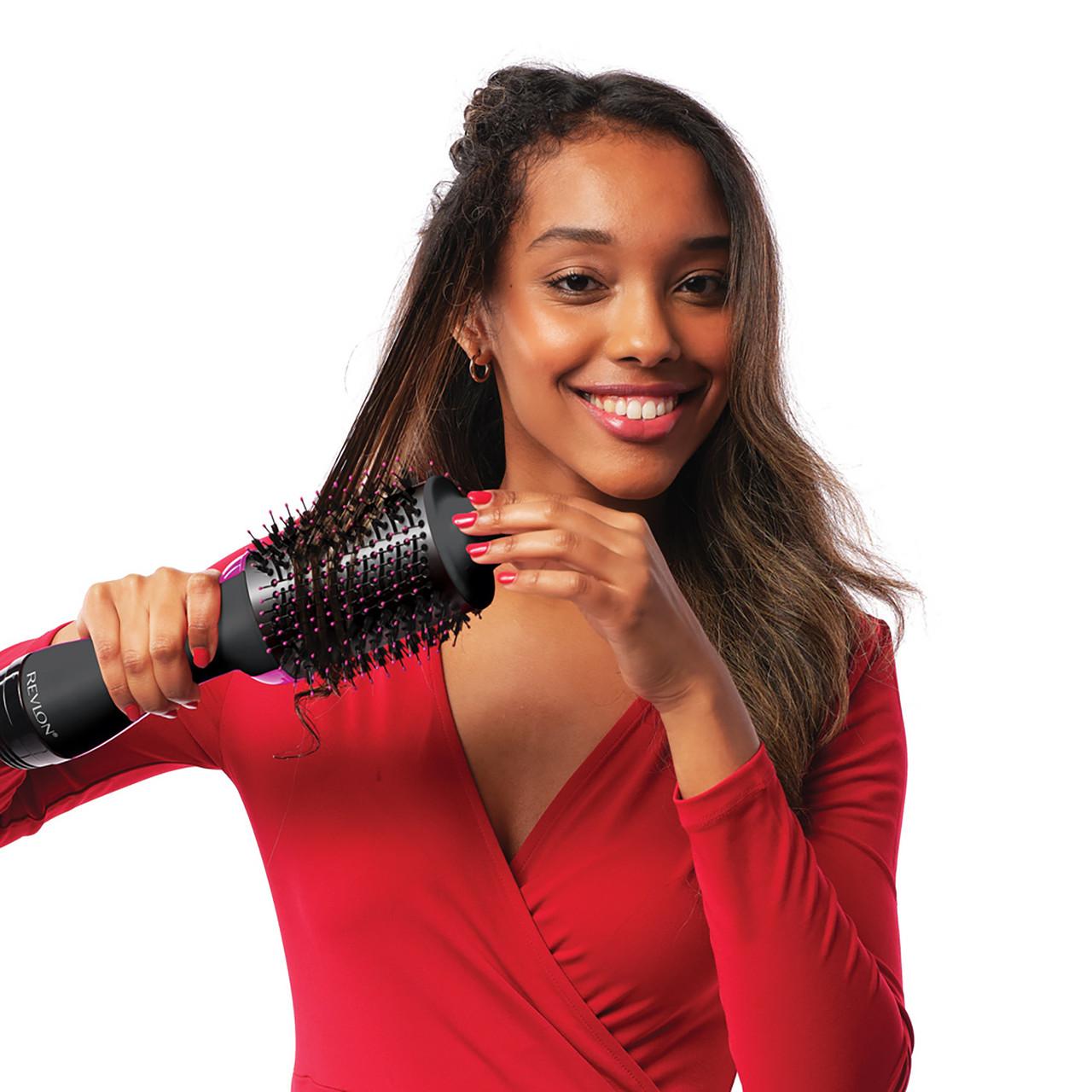Revlon Pro Collection One-Step Dryer & Volumiser Brush Image https://cdn11.bigcommerce.com/s-g585yu857h/images/stencil/1280w/products/1505/2002/Revlon-Pro-Collection-One-Step-Dryer-%26-Volumiser-Brush__83522__95989.1740667769.jpg1