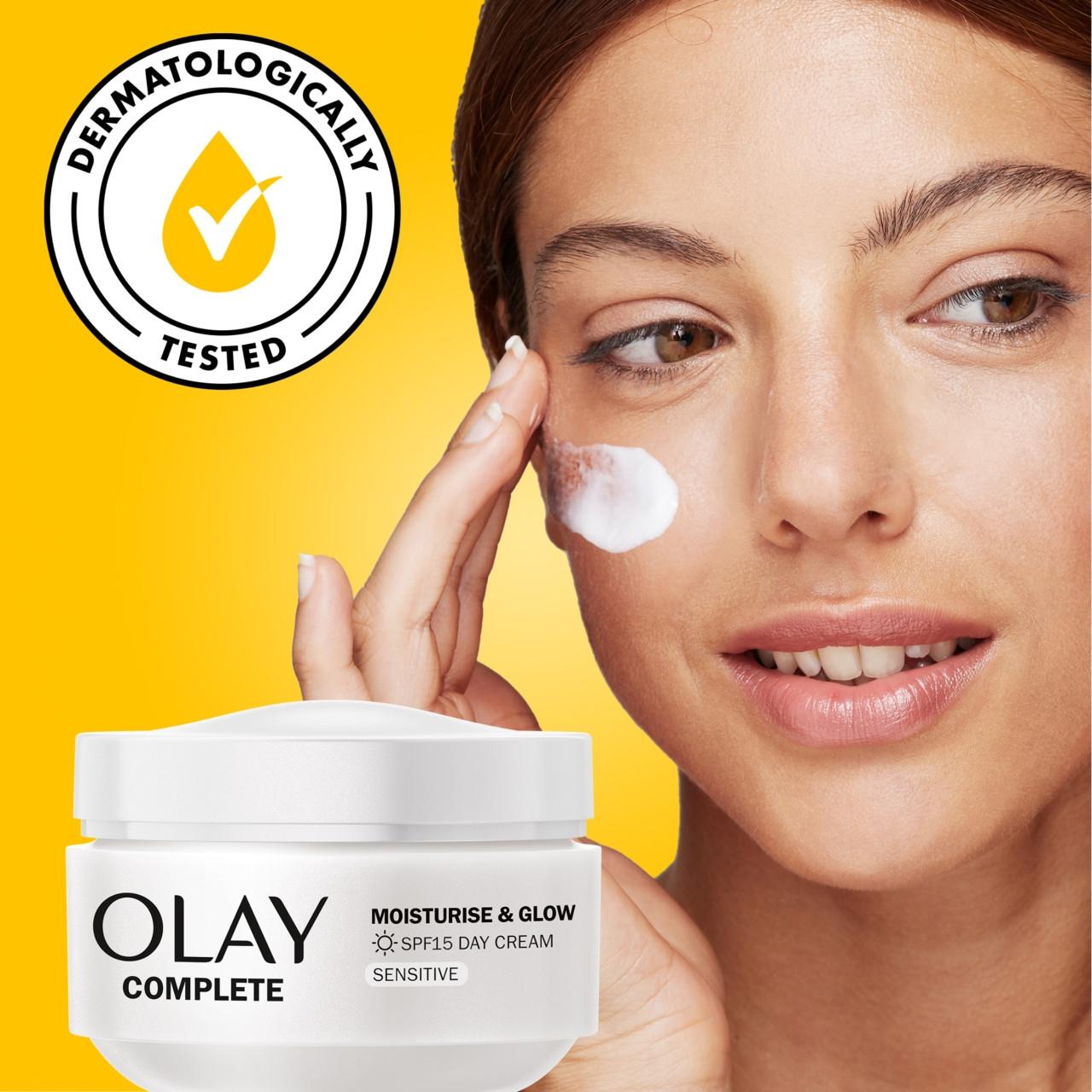 Olay Complete Moisturise & Glow Sensitive Day Cream 50ml Image https://cdn11.bigcommerce.com/s-g585yu857h/images/stencil/1280w/products/7917/13748/5000174452921_T60__55582.1782825614.jpg1